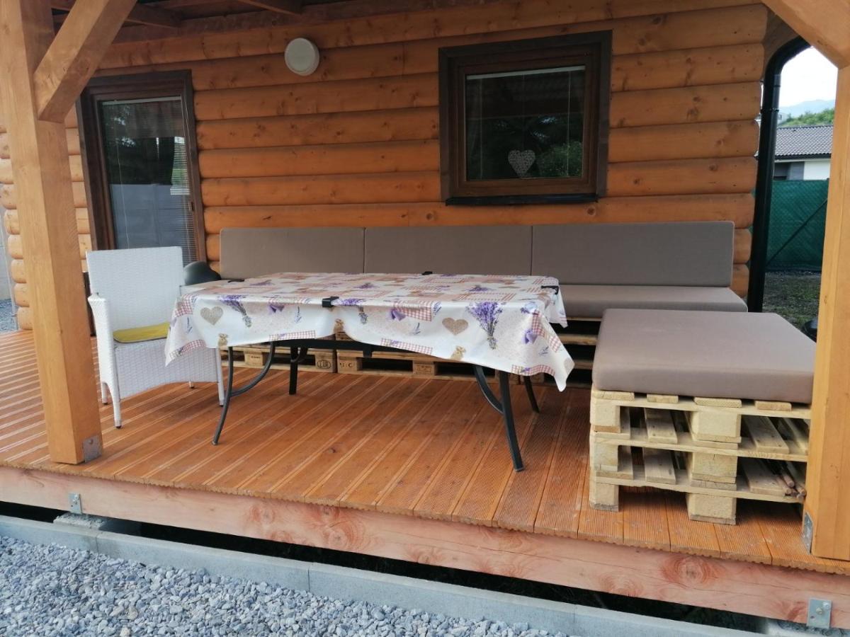 Chata Baska Na Liptove S Vlastnym Dvorom Liptovský Mikuláš Exteriör bild